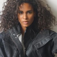 Cindy bruna serious face