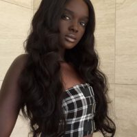 Duckie thot long weave