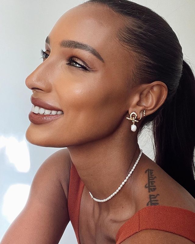 Jasmine tookes teeth closeup