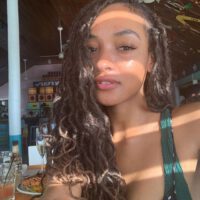 Jourdan dunn at restaraunt