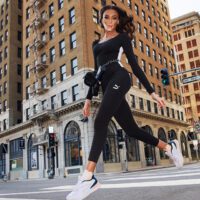 Winnie harlow promoting puma