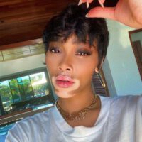 Winnie harlow short black hair