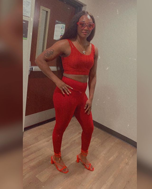 Claressa Shields all red outfit