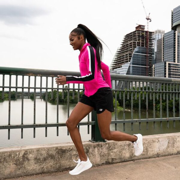 Gabby Thomas new balance athlete • Gabby Thomas Pictures | Black ...