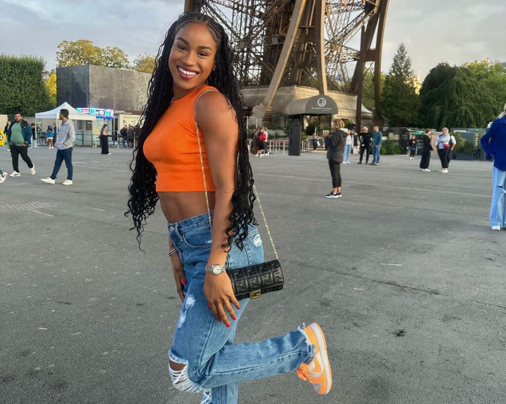 Briana Williams In Paris