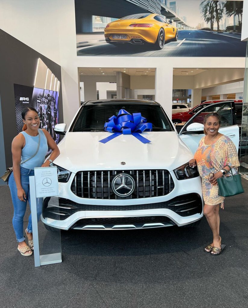 Briana Williams With Mom At Car Dealership