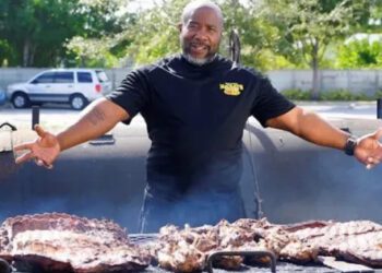 Derrick_mccray_pitmaster_mccrays_backyard_bbq_florida.jpg