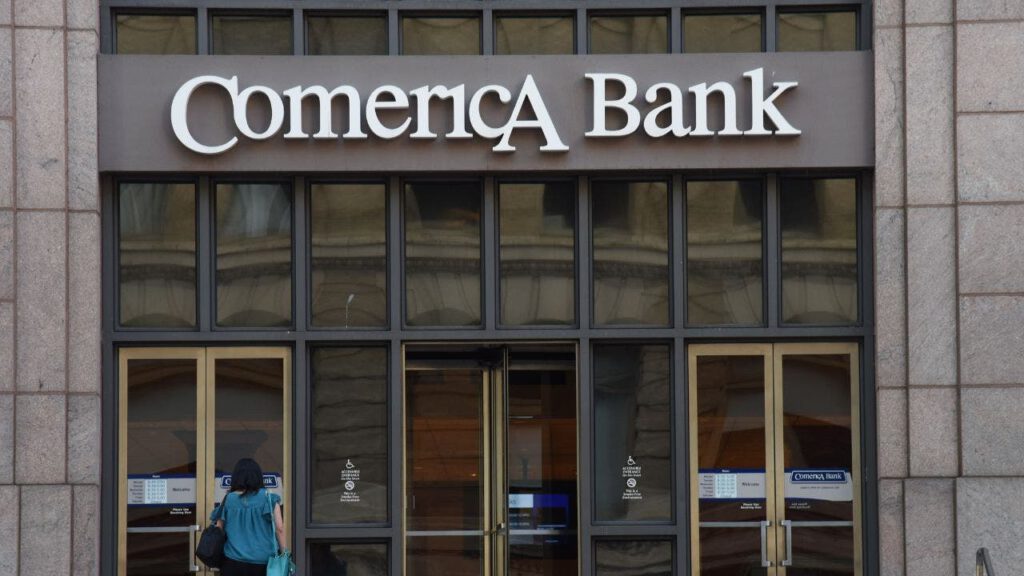 Comerica Bank.jpg