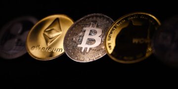 Bitcoin Ethereum Cryptocurrency Blockchain Gettyimages 1244771640.jpg