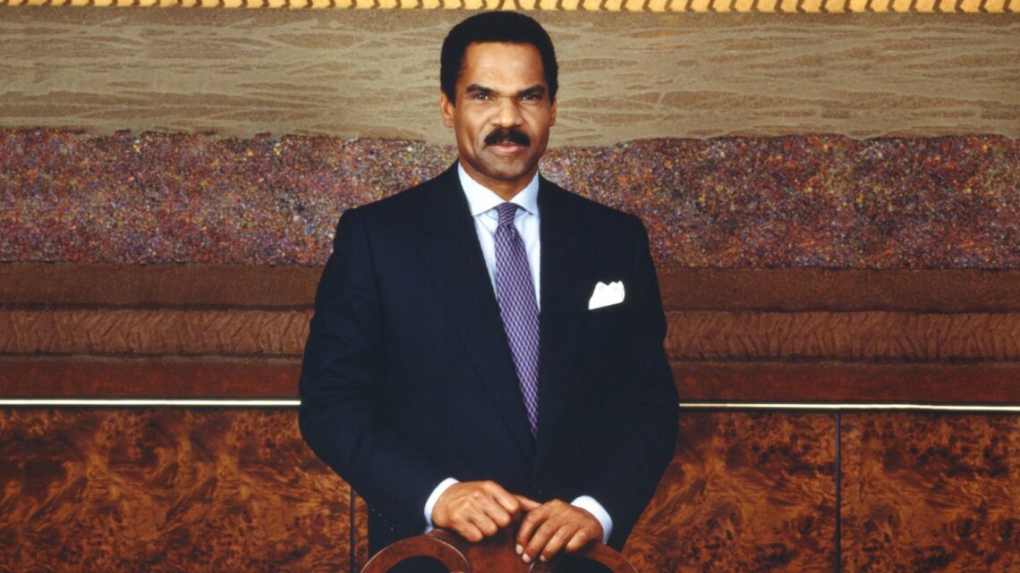 Hd Reginald F Lewis Photo