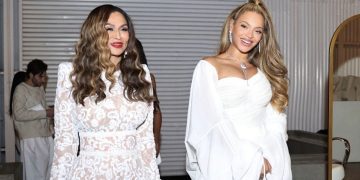 Tina Knowles, Beyoncé, hatters, halftime show